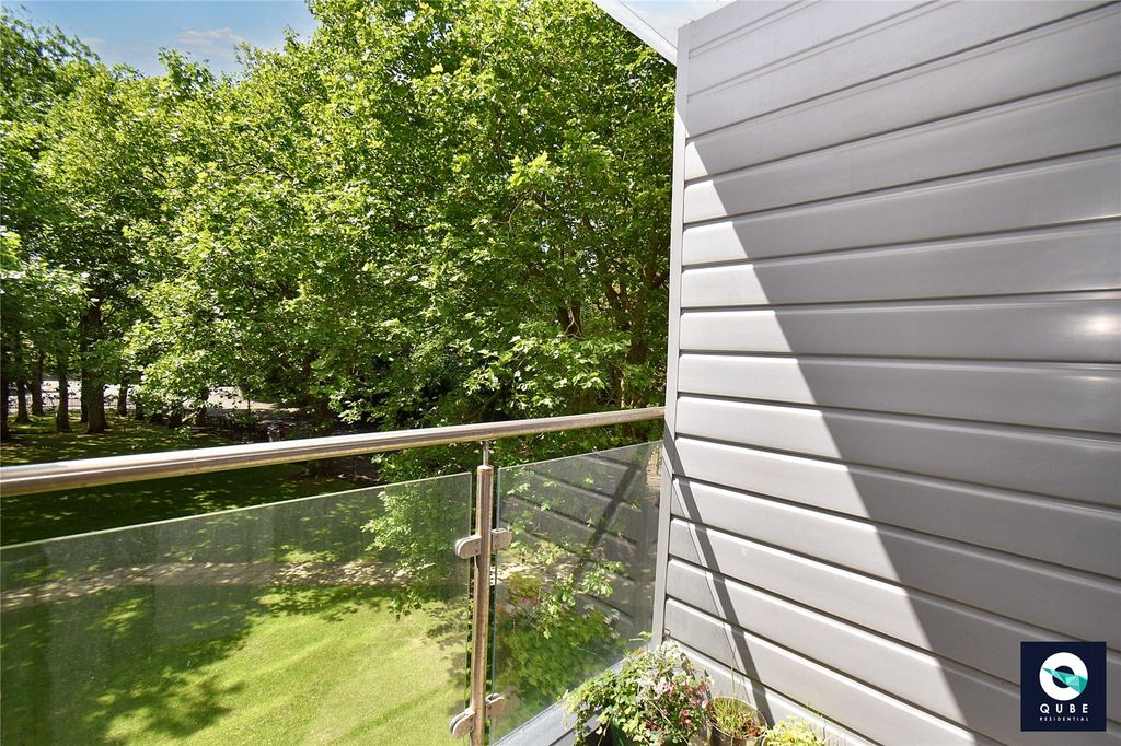 Property photo 1 of 14 Picture No. 20