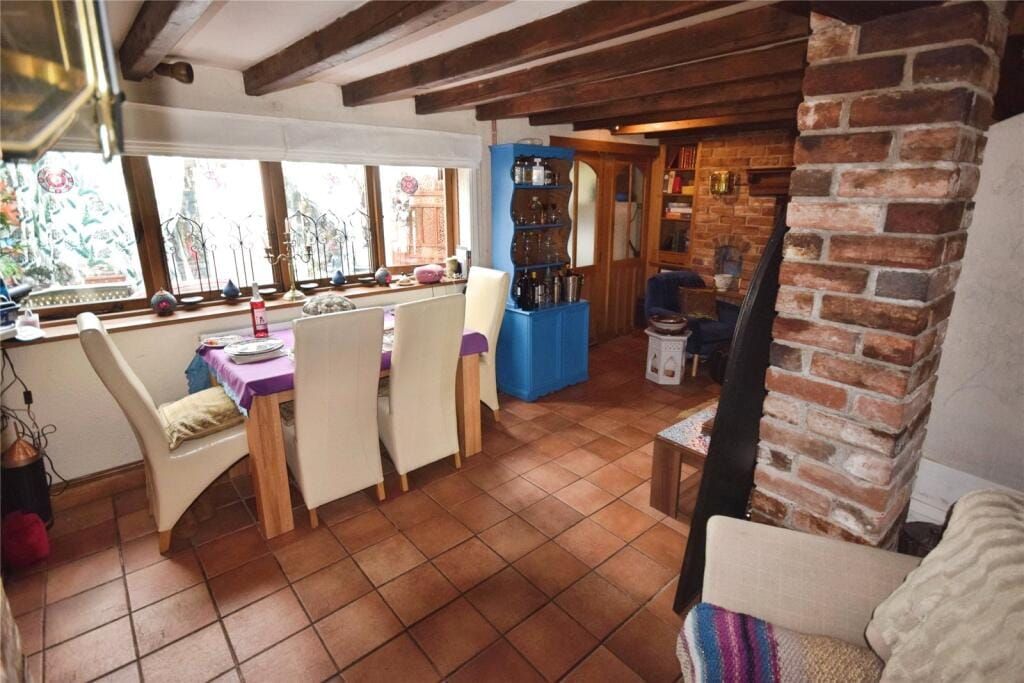 Property photo 3 of 18