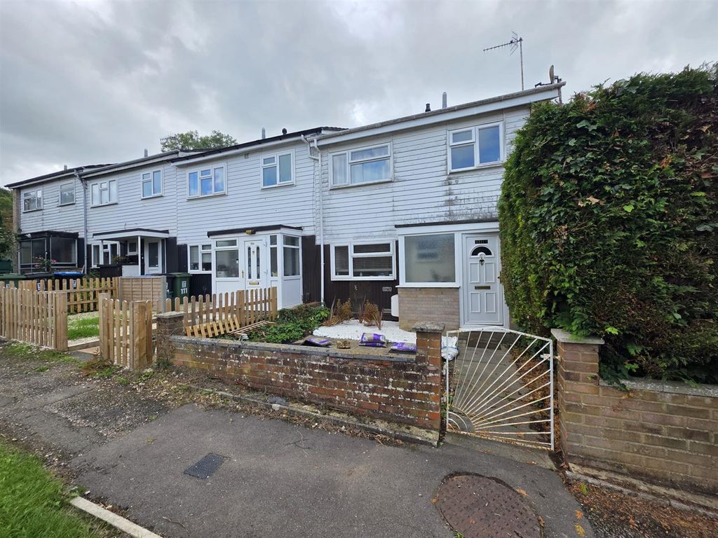Property photo 1 of 12 External