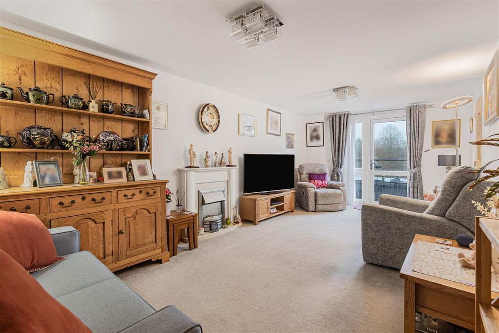 Property photo 3 of 25 39_70982.Jpg