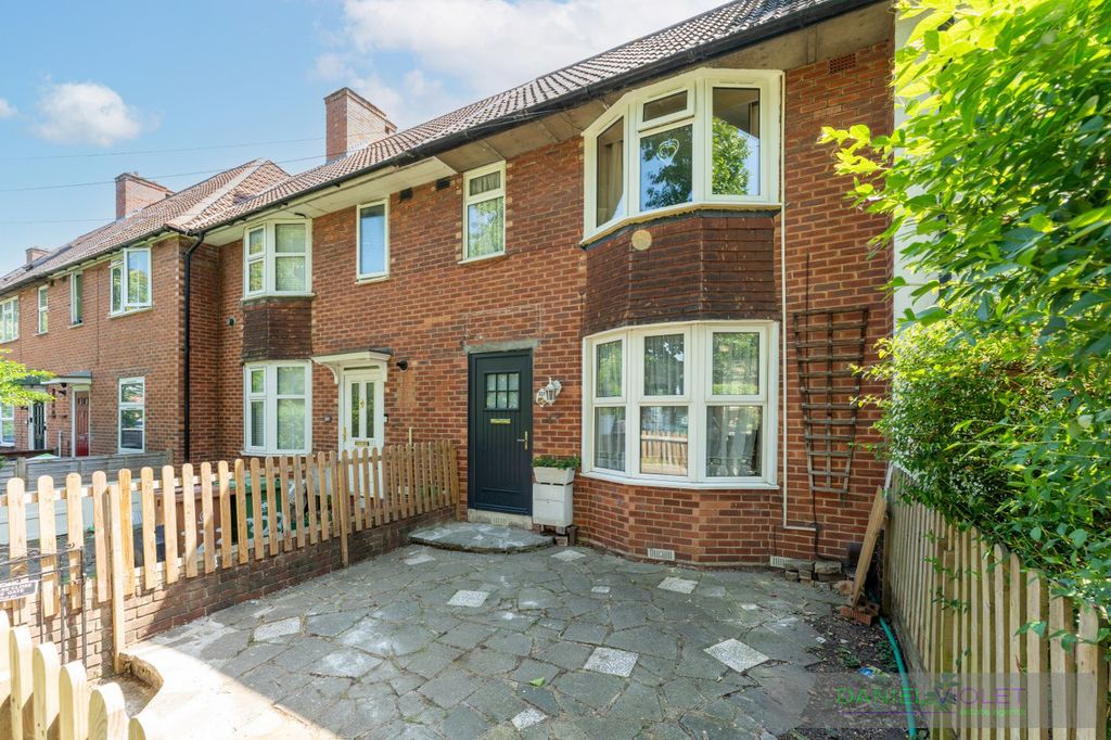 Property photo 1 of 16
