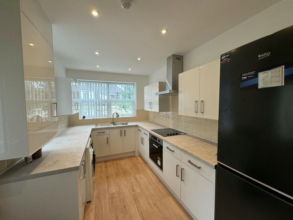 Property photo 3 of 3 Kitchen