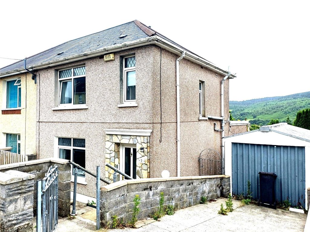 Property photo 1 of 10 Picture No. 21
