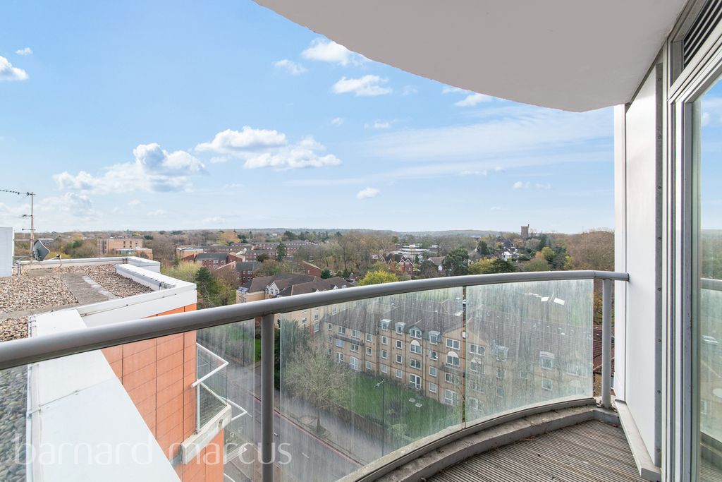 Property photo 1 of 10 Balcony