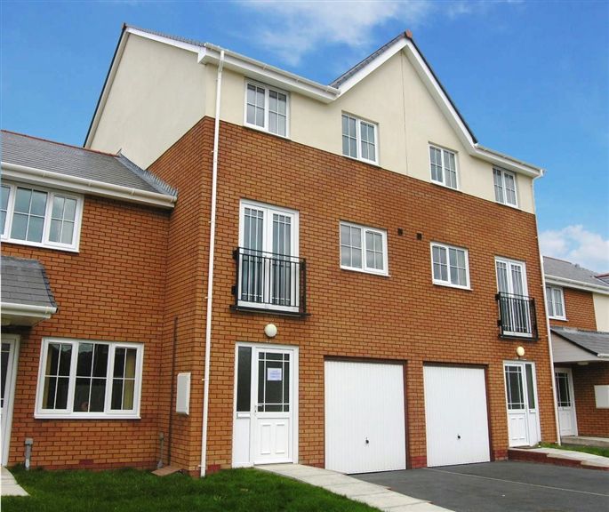 Property photo 1 of 5