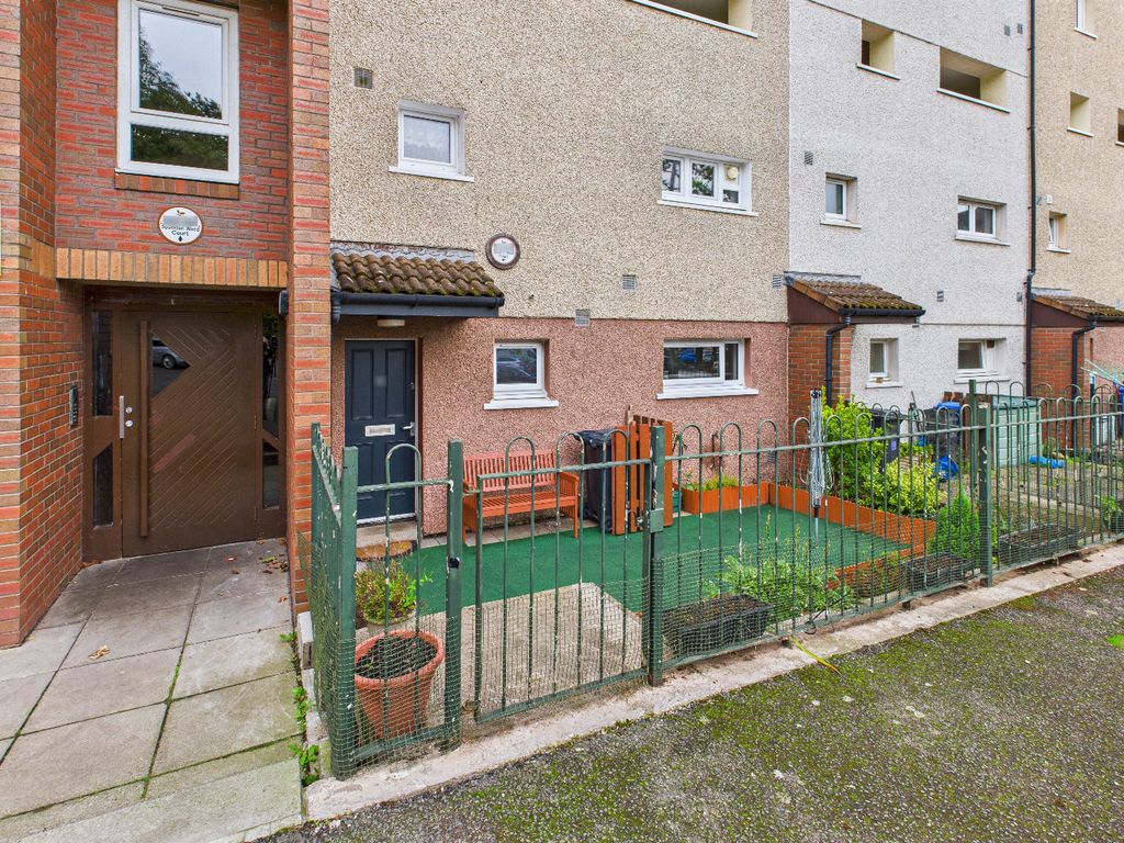 Property photo 1 of 11
