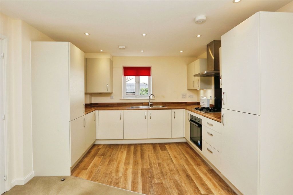 Property photo 2 of 16 Picture No. 37