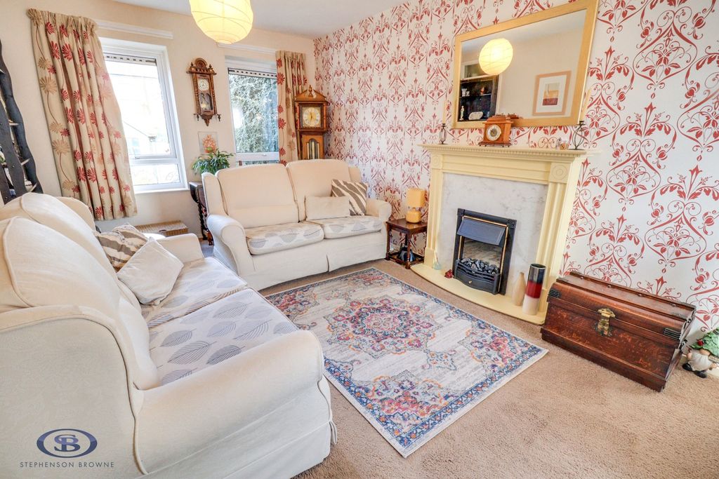 Property photo 2 of 27 Pbox-Img.Jpg