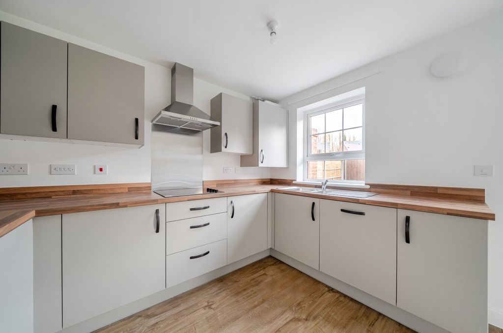 Property photo 2 of 20 Picture 2