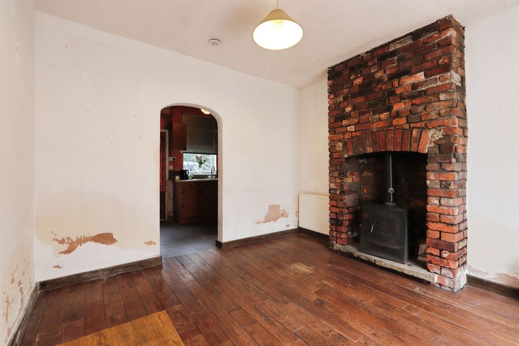 Property photo 3 of 12 Photo