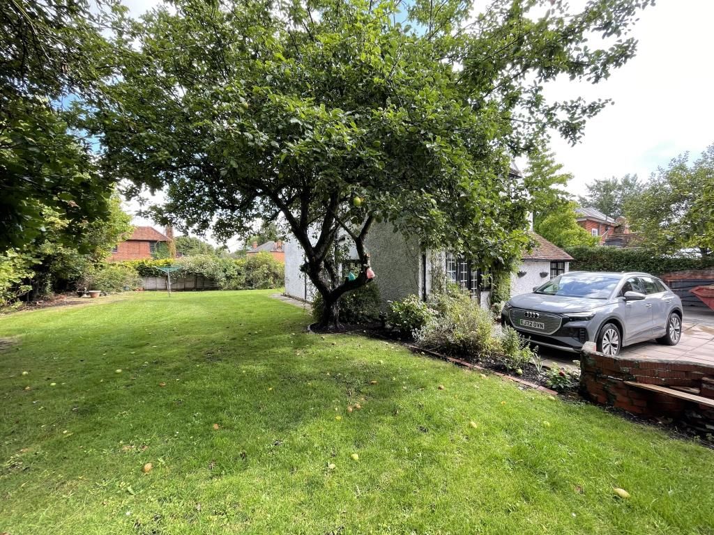 Property photo 3 of 14 Garden Shot