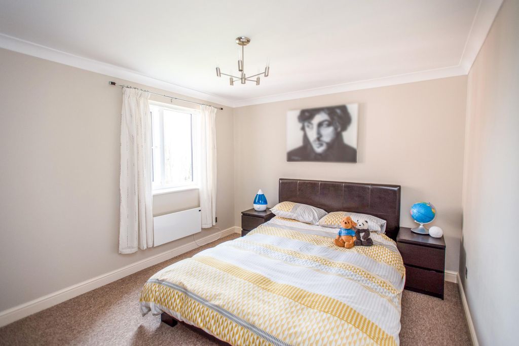 Property photo 3 of 10 Image