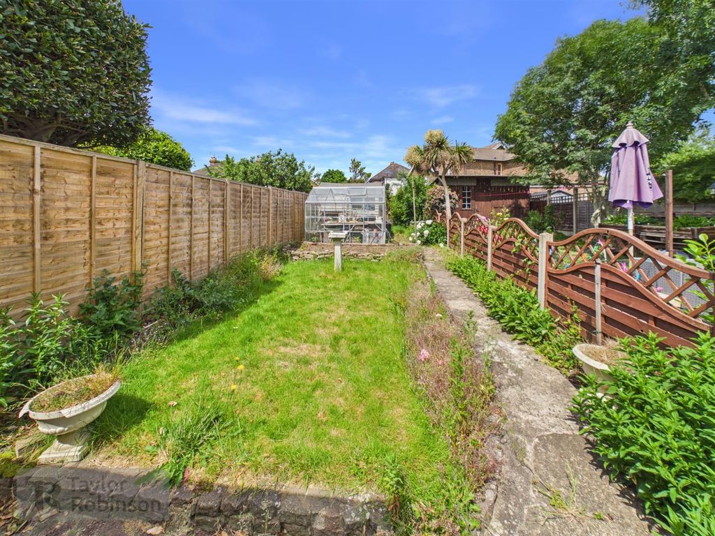 Property photo 2 of 12 Cam02600G0-Pr0742-Still016.Jpg