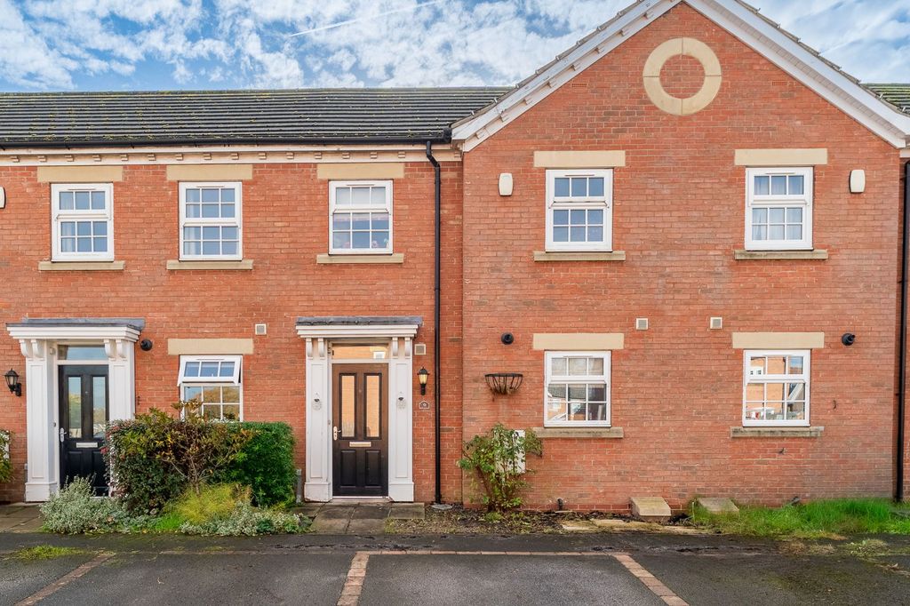 Property photo 1 of 24