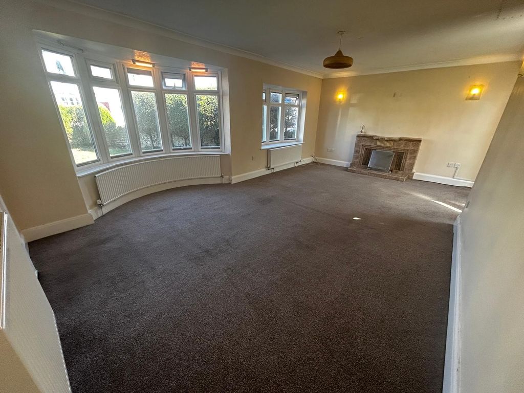 Property photo 2 of 13 Living Room
