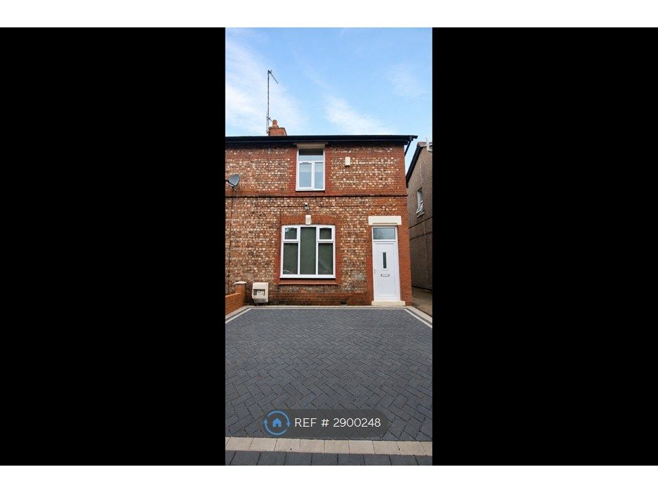 Property photo 2 of 12
