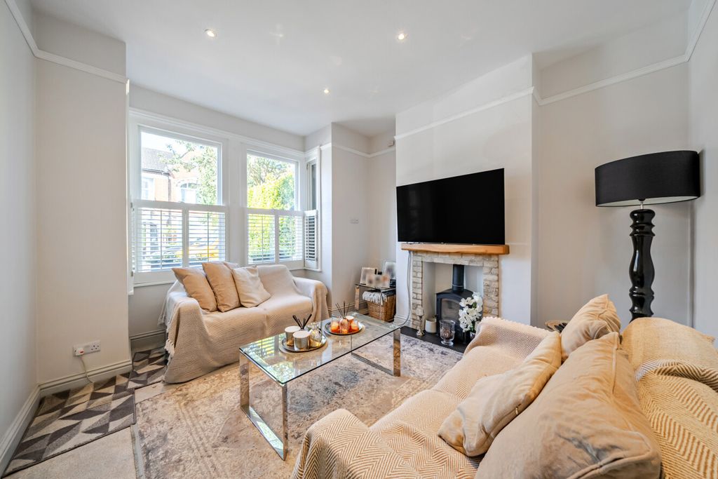 Property photo 2 of 11 1488261-24-6A4cc3...