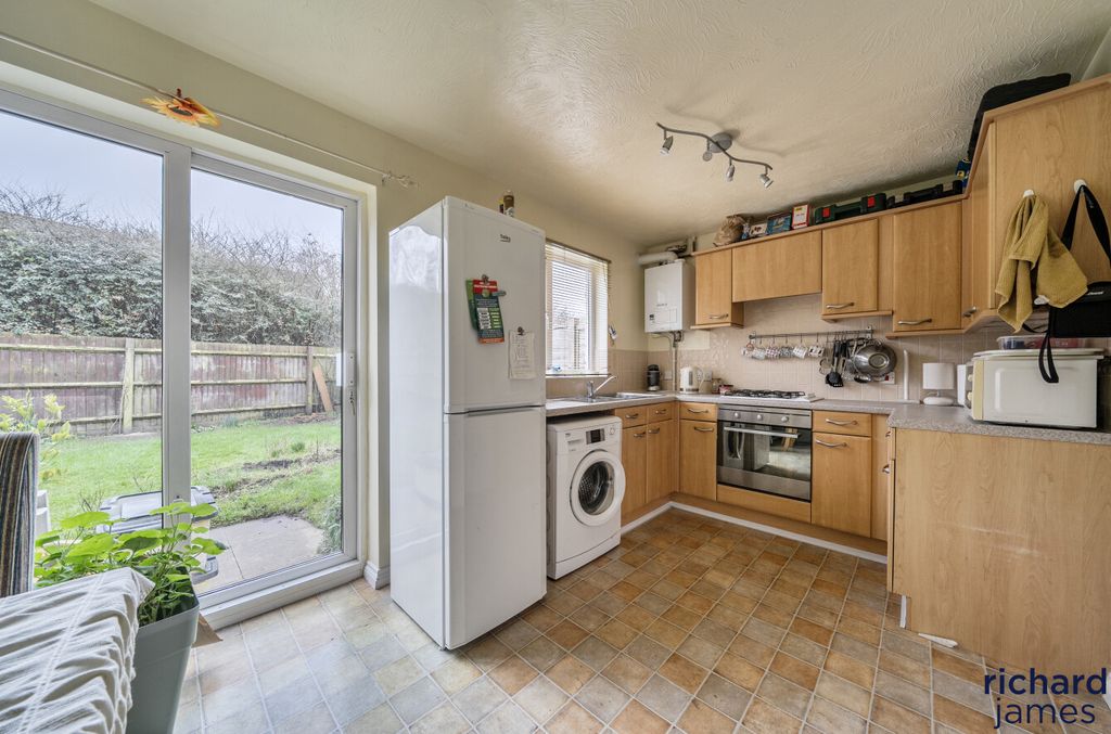 Property photo 2 of 25 1706B6701c514584Ab7Df9ba25Ff5994