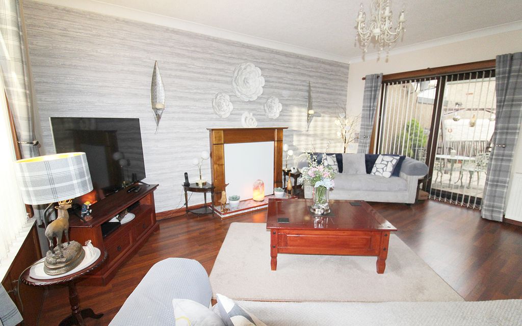 Property photo 3 of 19