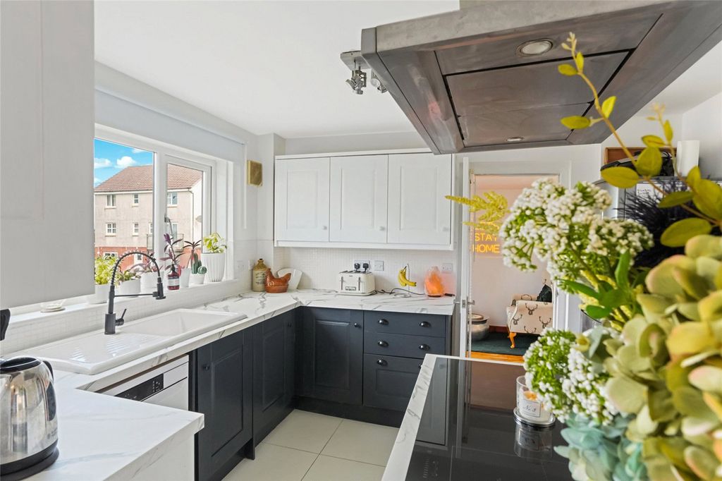 Additional image 7 of 3 bed link detached house for saleMagpie Crescent, Inverkip, Inverkip, Inverclyde PA16