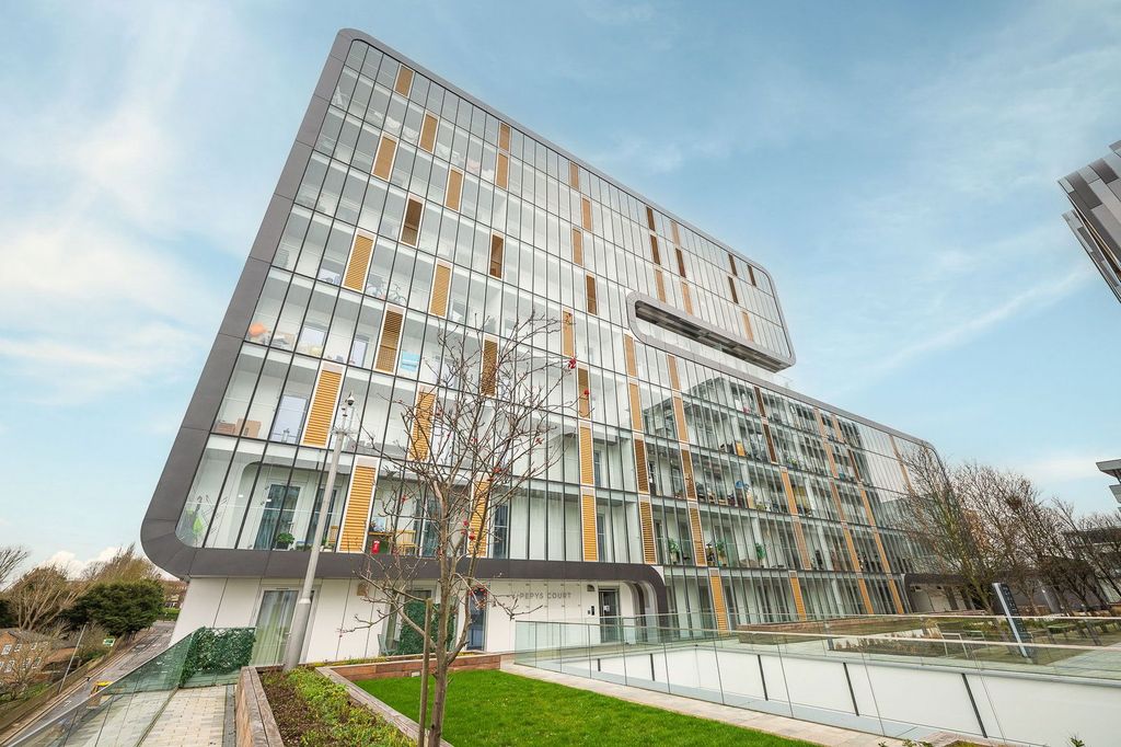 Property photo 1 of 16