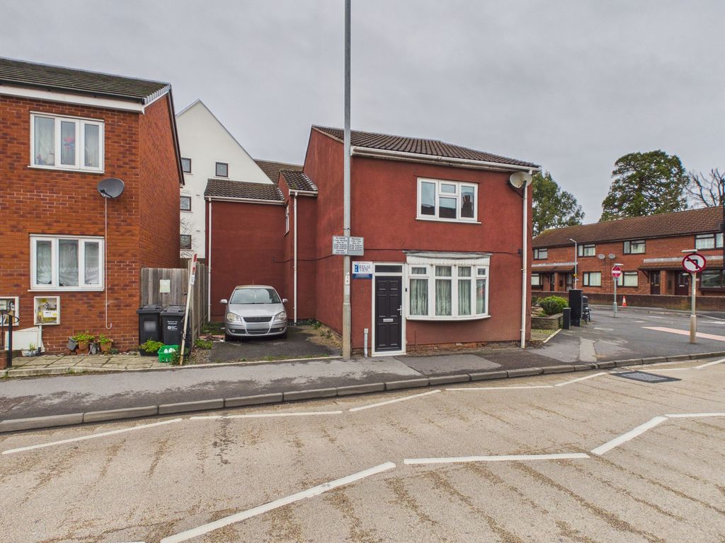 Property photo 1 of 17 Front