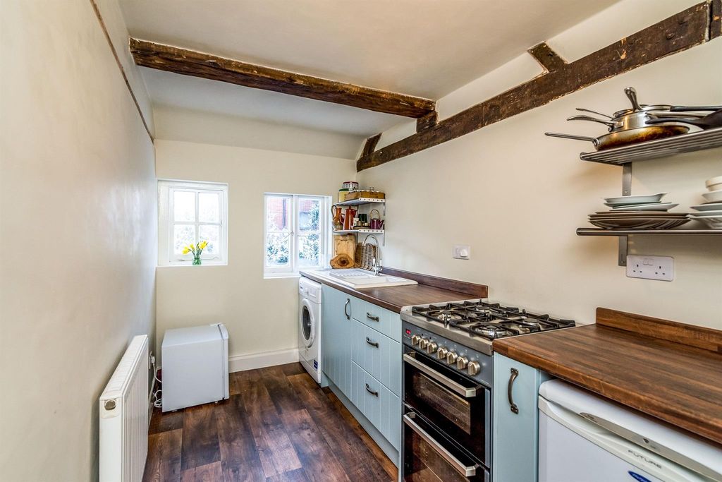 Property photo 2 of 11 View