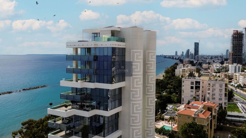 Property photo 1 of 50