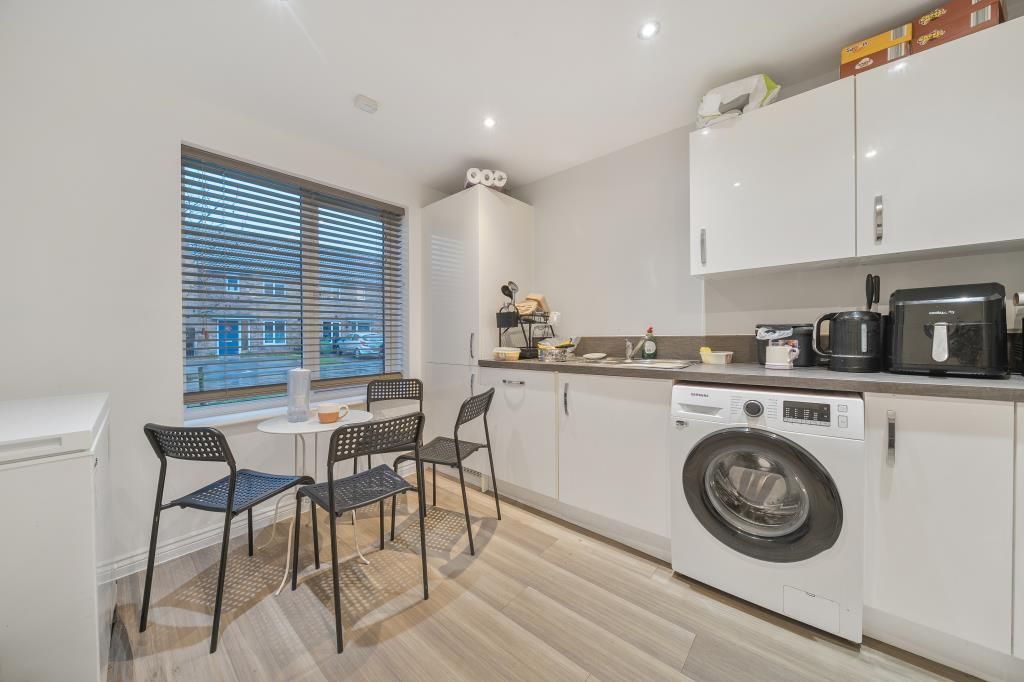 Property photo 3 of 20 Kitchen