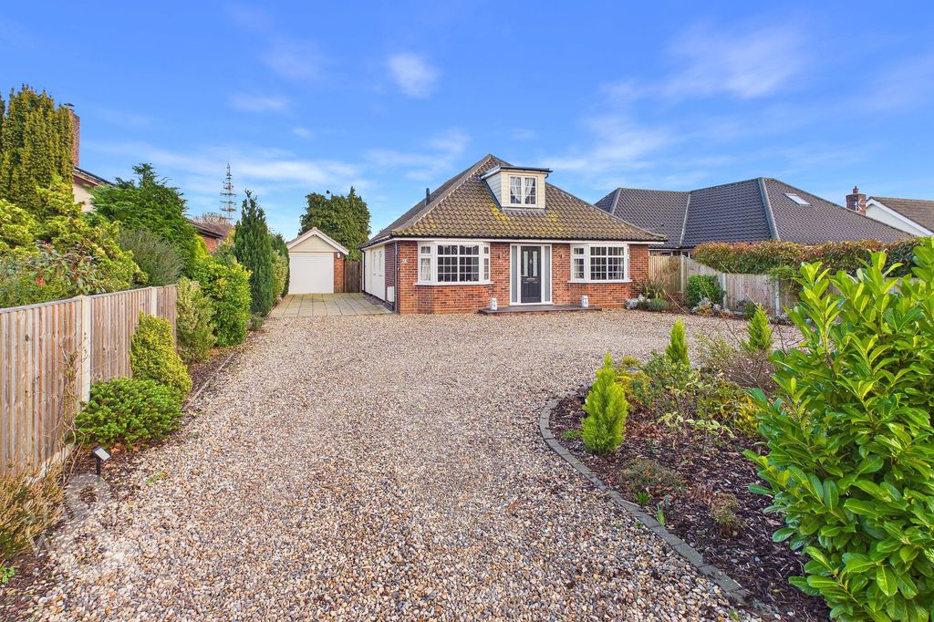 Property photo 1 of 34