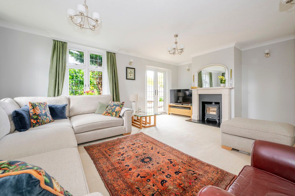 Property photo 3 of 19 Photo 6