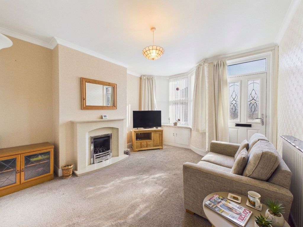 Property photo 2 of 13 Lounge (Virtually Furnished)