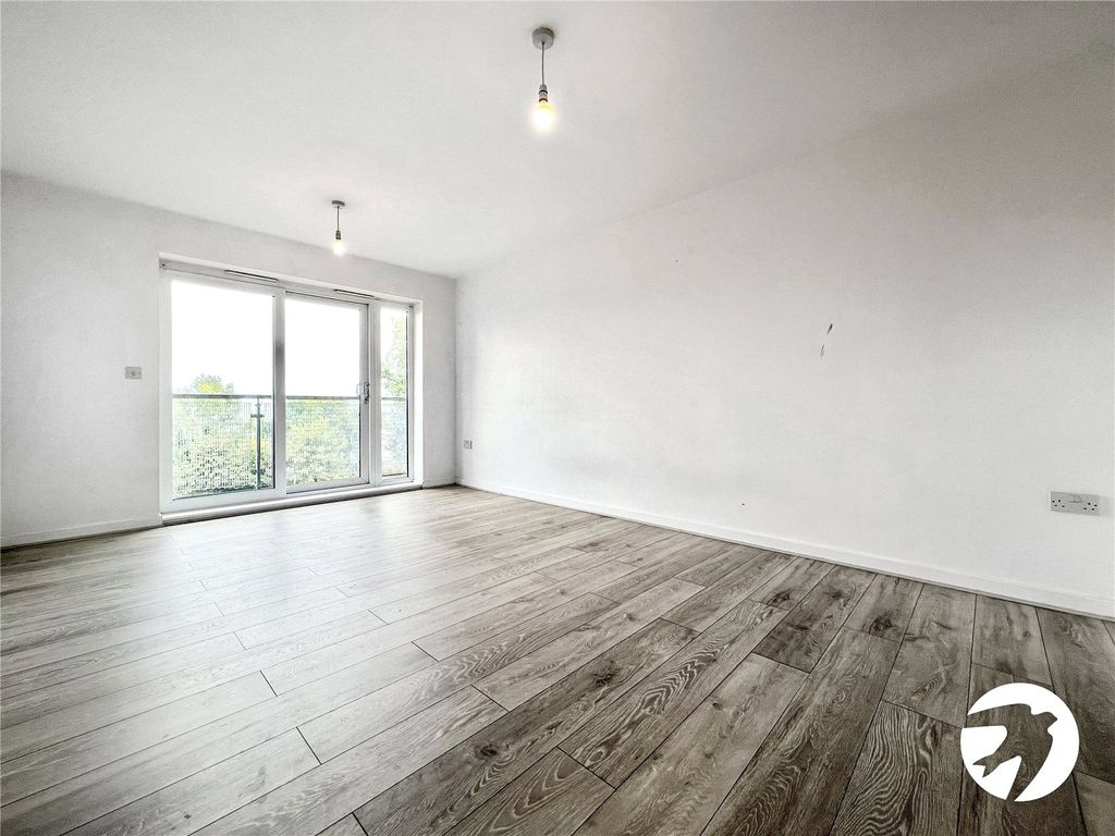 Property photo 2 of 9 Picture No. 08