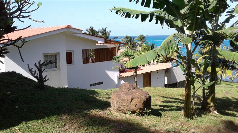 Property photo 2 of 19 Side View