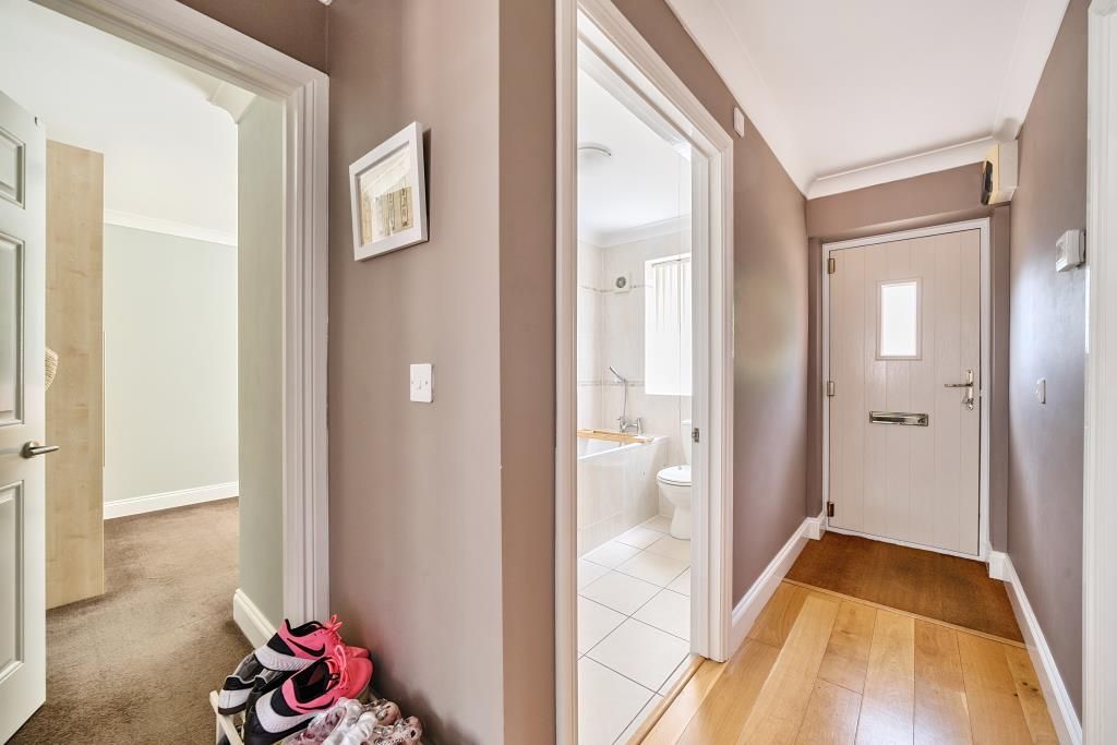 Property photo 2 of 22 Hallway