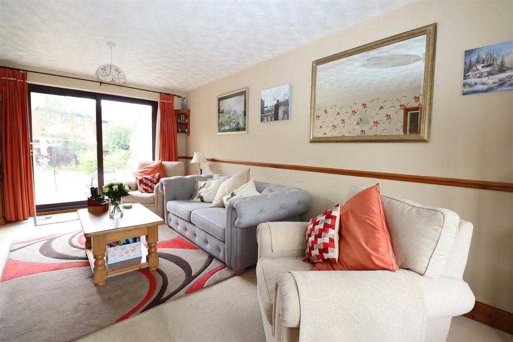 Property photo 2 of 15