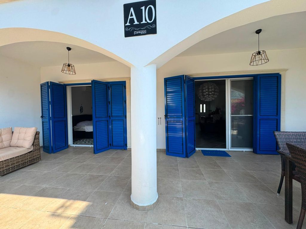 Property photo 3 of 23 2+1 Ground Floor Apartment With 2 Balconies By The Sea In Esentepe For Sale. Image No 3