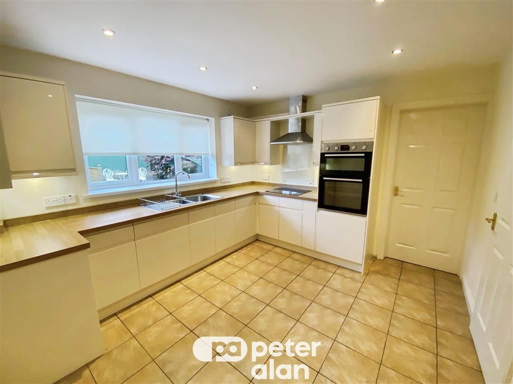 Property photo 2 of 12 Front