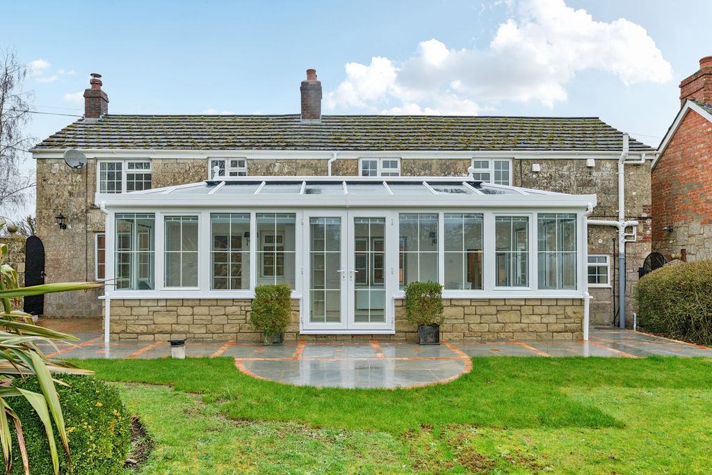 Property photo 1 of 22 1418306-19-69959Da4d9F2A