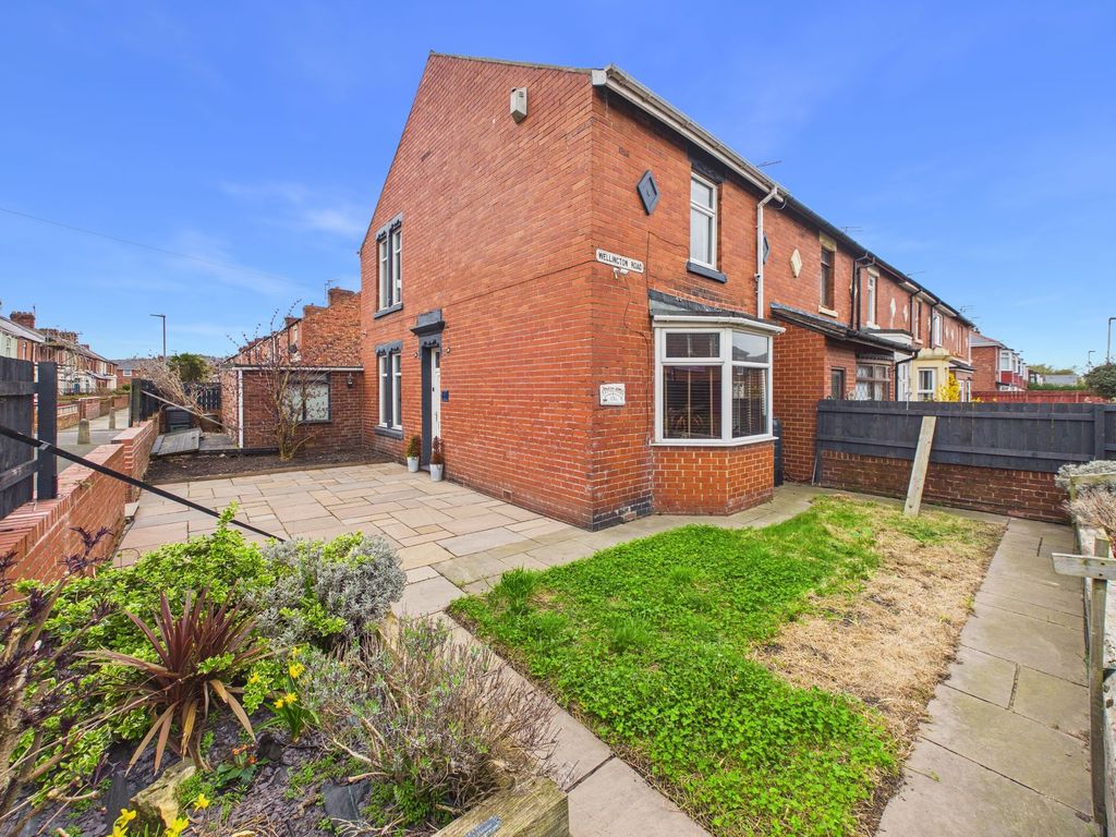 Property photo 1 of 10 External