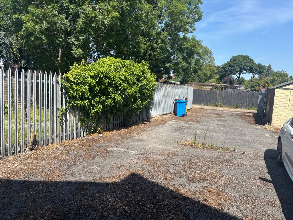 Property photo 2 of 10 Photo 1