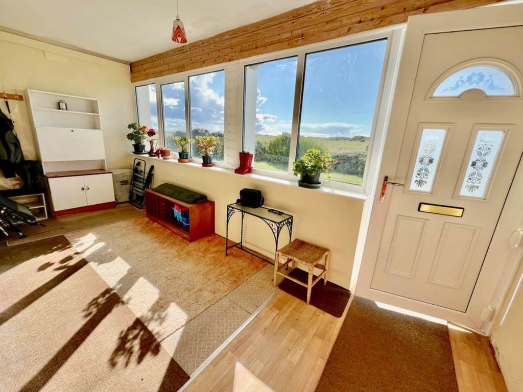 Property photo 2 of 20 Entrance