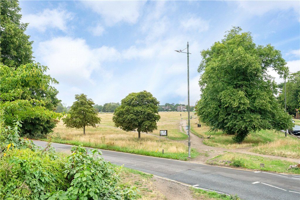 Property photo 2 of 12 Picture No. 24