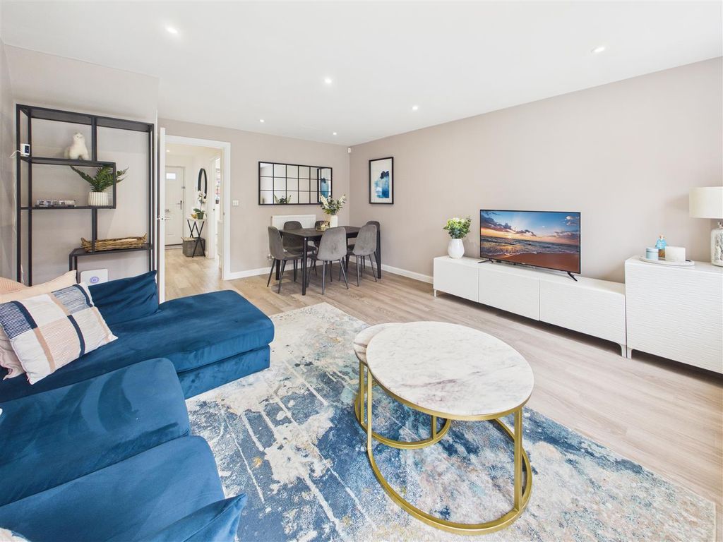 Property photo 3 of 22