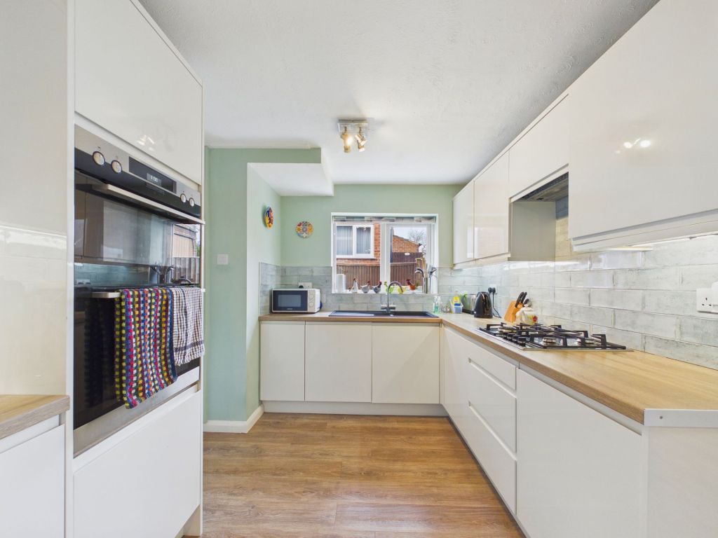 Property photo 3 of 20