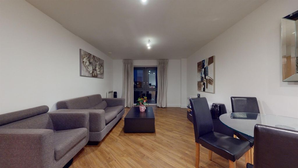 Property photo 3 of 12 63640d8B7c3145001283E364_573Ced60A234B220ce91c9Fa4