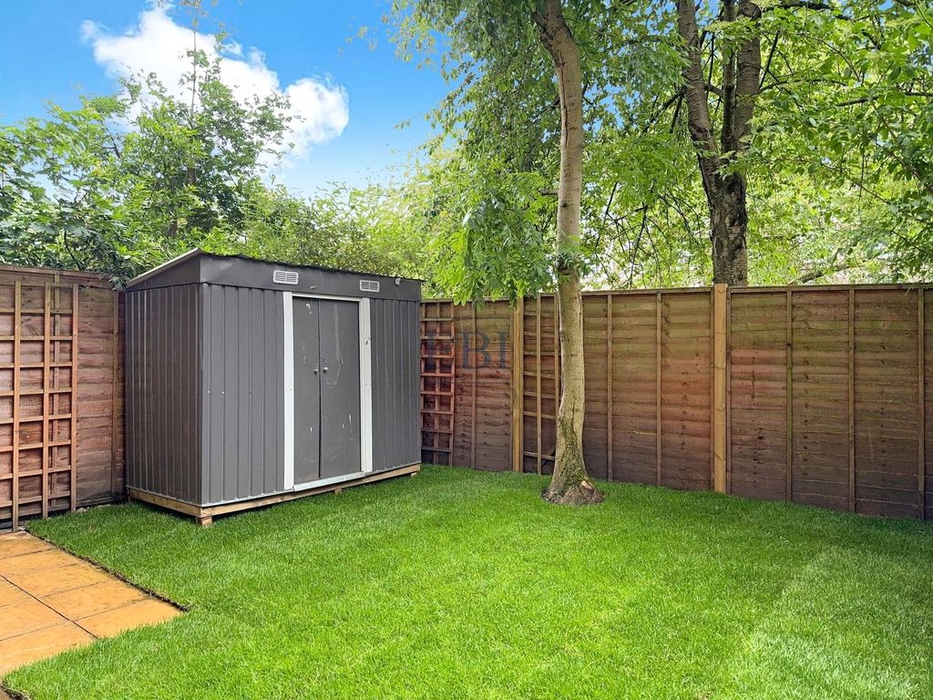 Property photo 2 of 15 Picture No. 20