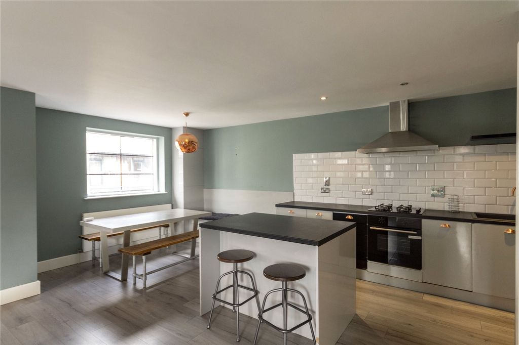 Property photo 2 of 10 Picture No. 02