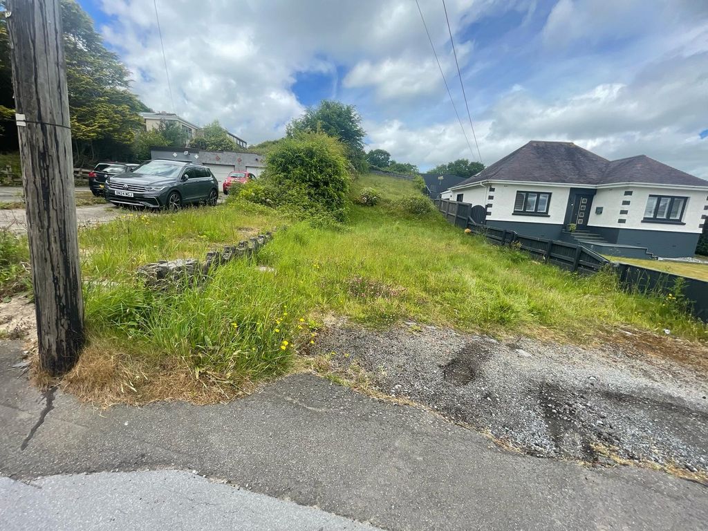 Property photo 2 of 2