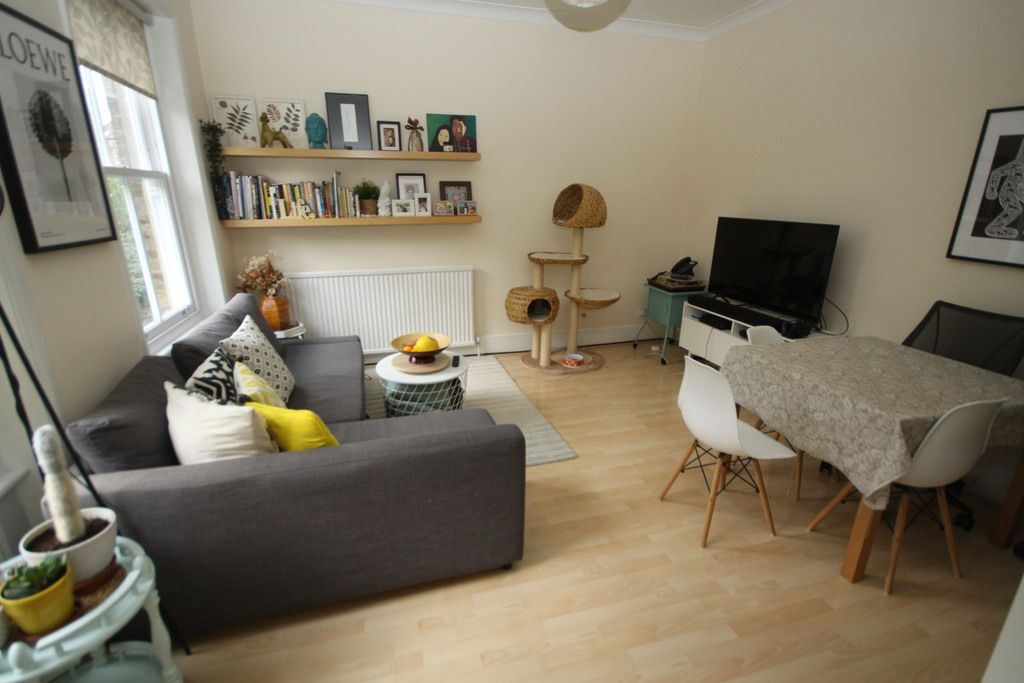 Property photo 1 of 9